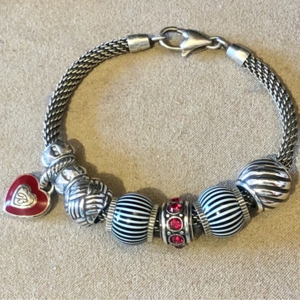 ❌SOLD❌ Brighton Red Heart charm with crystals & Brighton 🅱️ on one side Retired - Picture 5 of 6